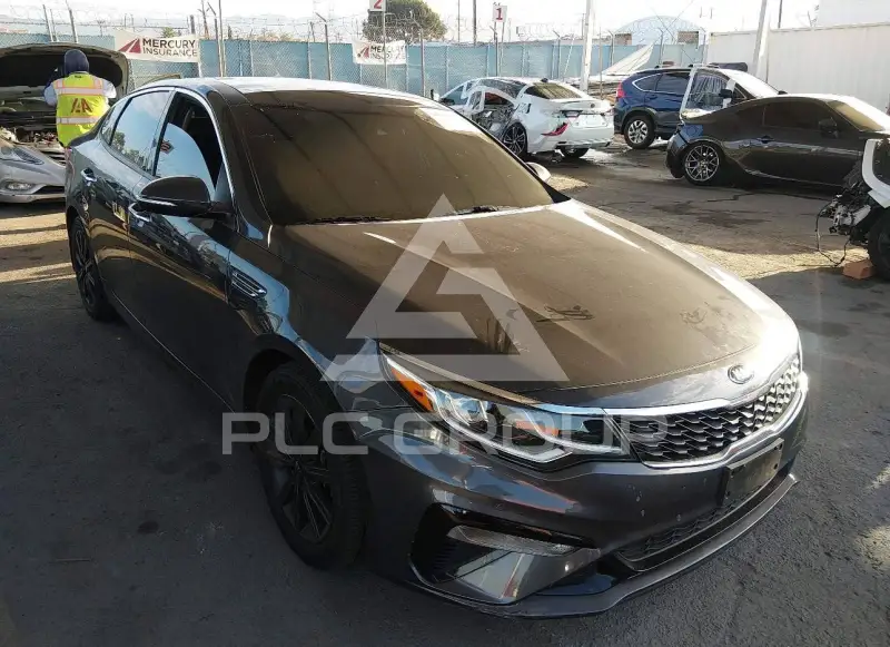 2019 KIA Optima фото