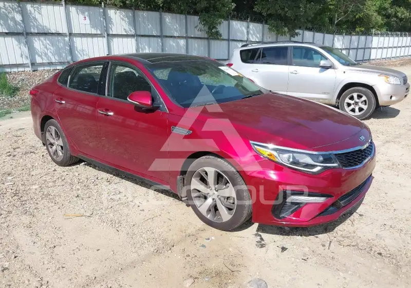 2019 KIA Optima photo