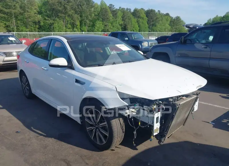 2019 KIA Optima photo