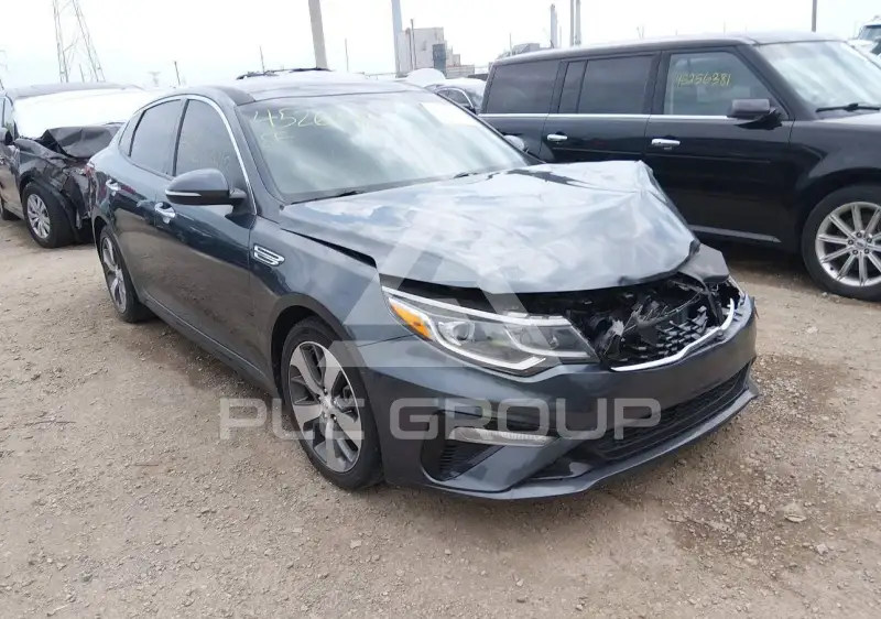 2019 KIA Optima photo
