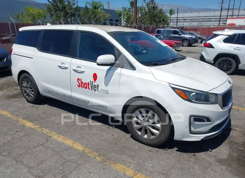 2019 KIA Sedona photo
