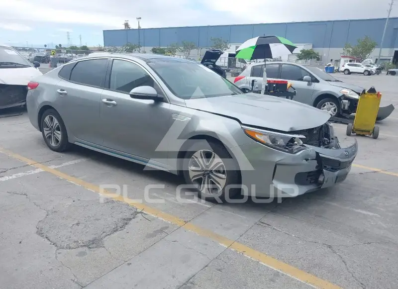 2019 KIA Optima photo