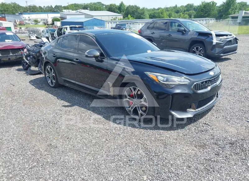 2019 KIA Stinger фото