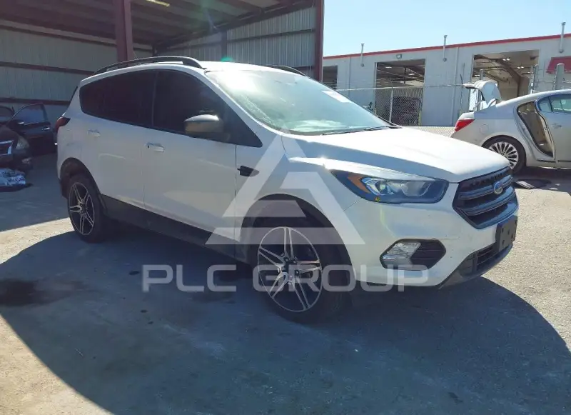 2019 Ford ESCAPE photo