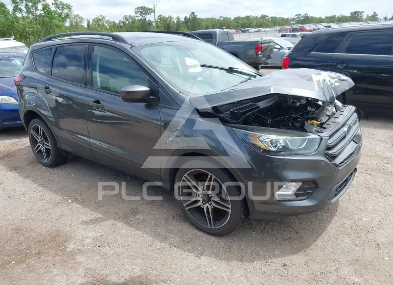 2019 Ford ESCAPE photo