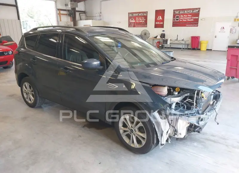 2019 Ford ESCAPE photo