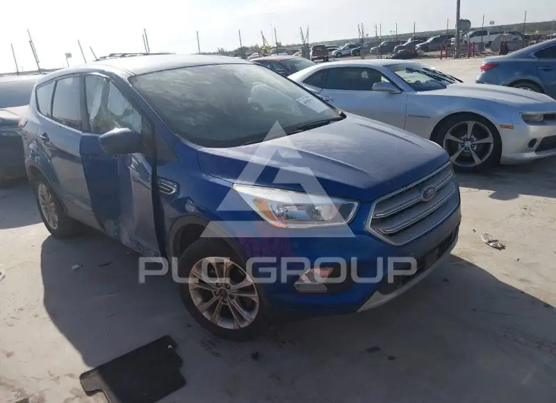 2019 Ford ESCAPE photo