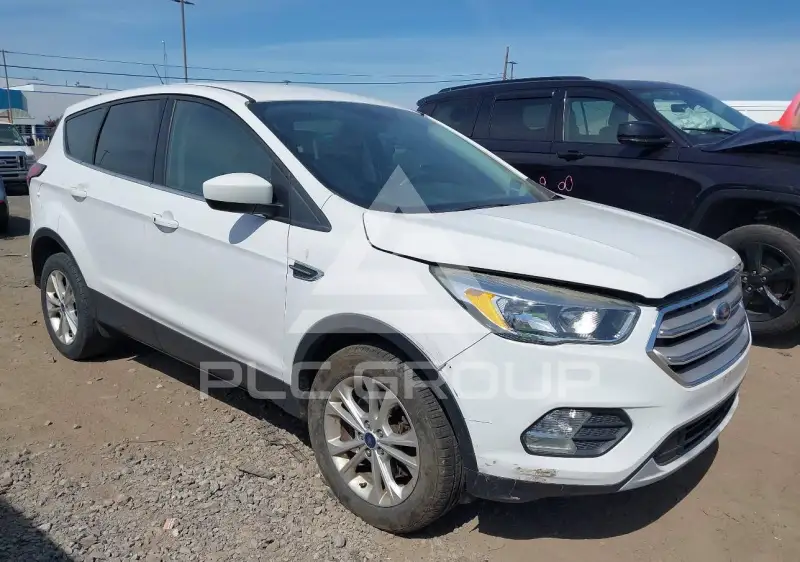 2019 Ford ESCAPE photo
