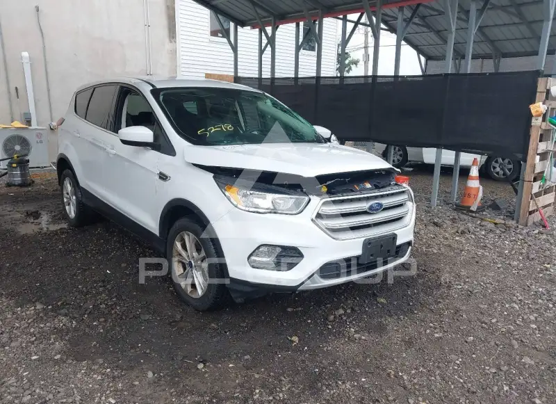 2019 Ford ESCAPE photo