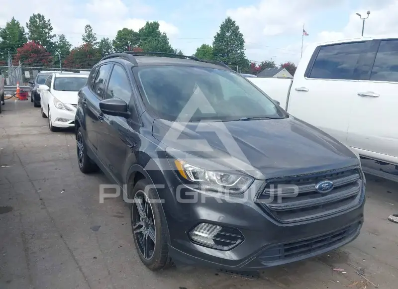 2019 Ford ESCAPE photo