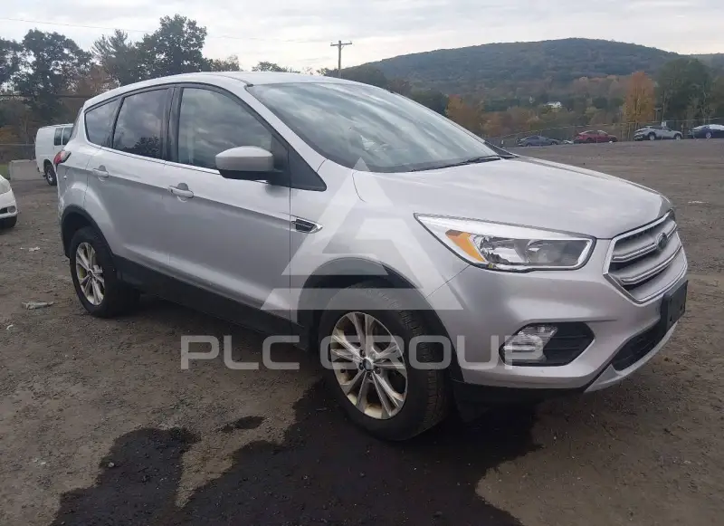 2019 Ford ESCAPE photo