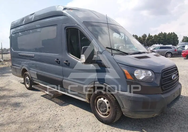 2019 Ford TRANSIT photo
