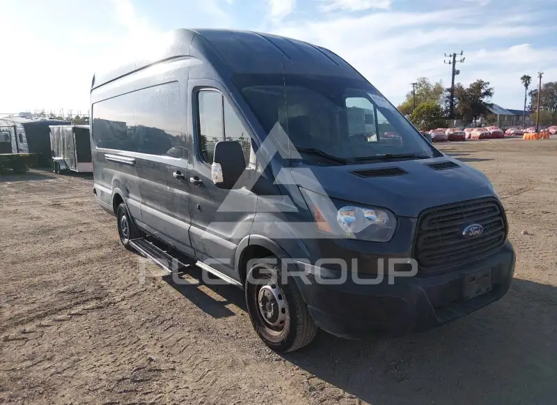 2019 Ford TRANSIT photo