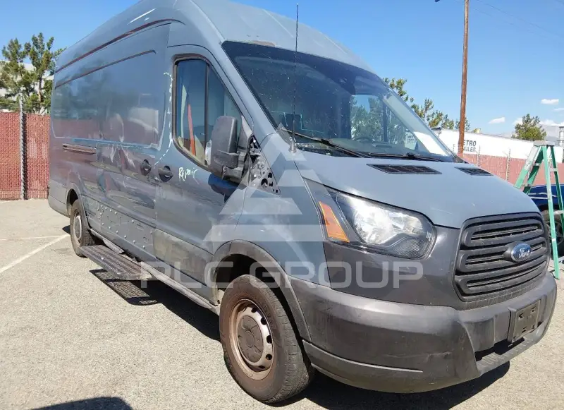 2019 Ford TRANSIT фото