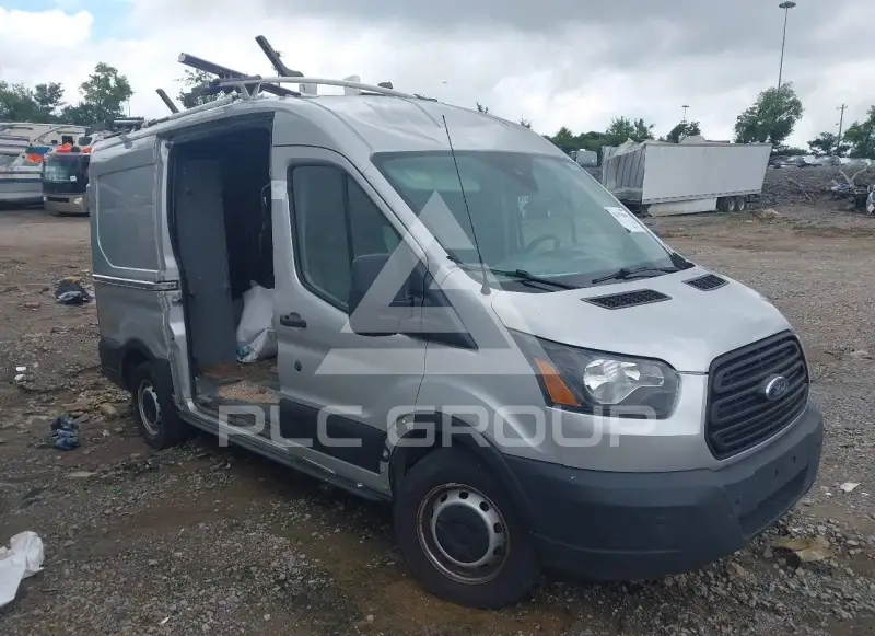 2019 Ford TRANSIT photo