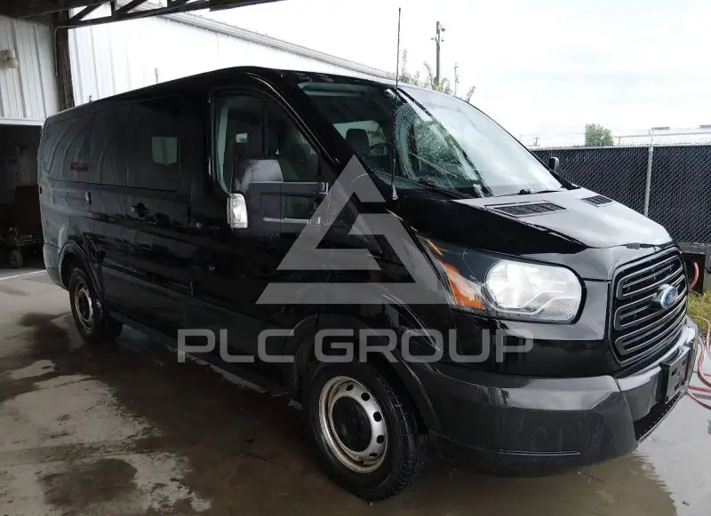 2019 Ford TRANSIT photo