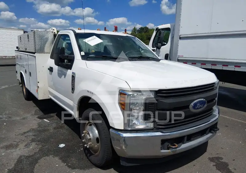 2019 Ford F-350 фото