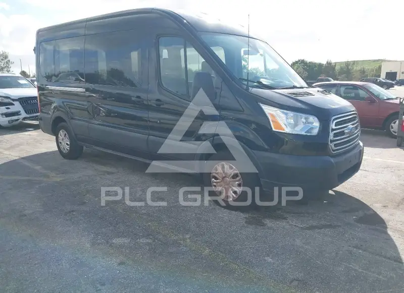 2019 Ford TRANSIT photo