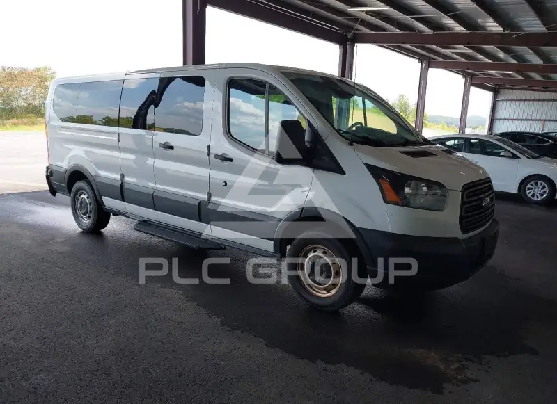 2019 Ford TRANSIT photo