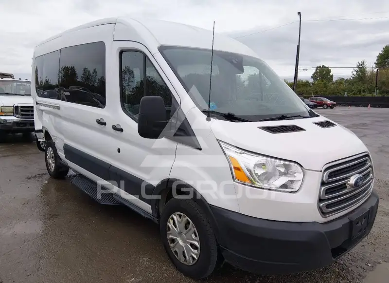 2019 Ford TRANSIT photo