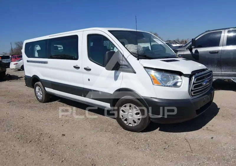 2019 Ford TRANSIT photo
