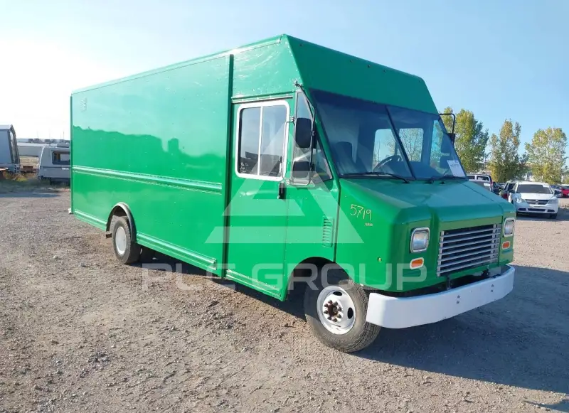 2019 Ford E-450 photo
