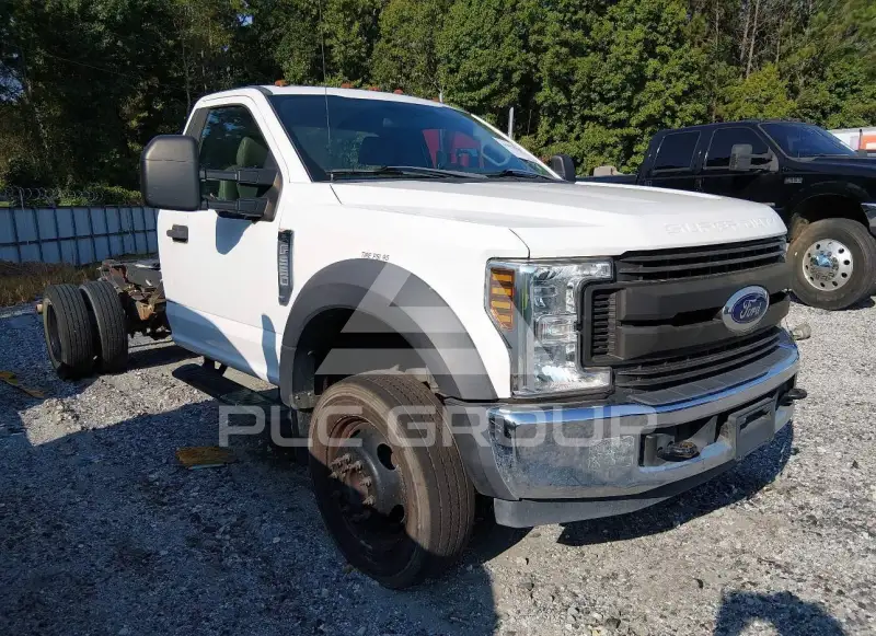 2019 Ford F-550 photo