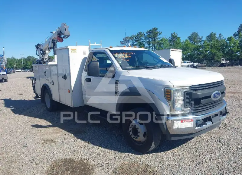 2019 Ford F-550 photo