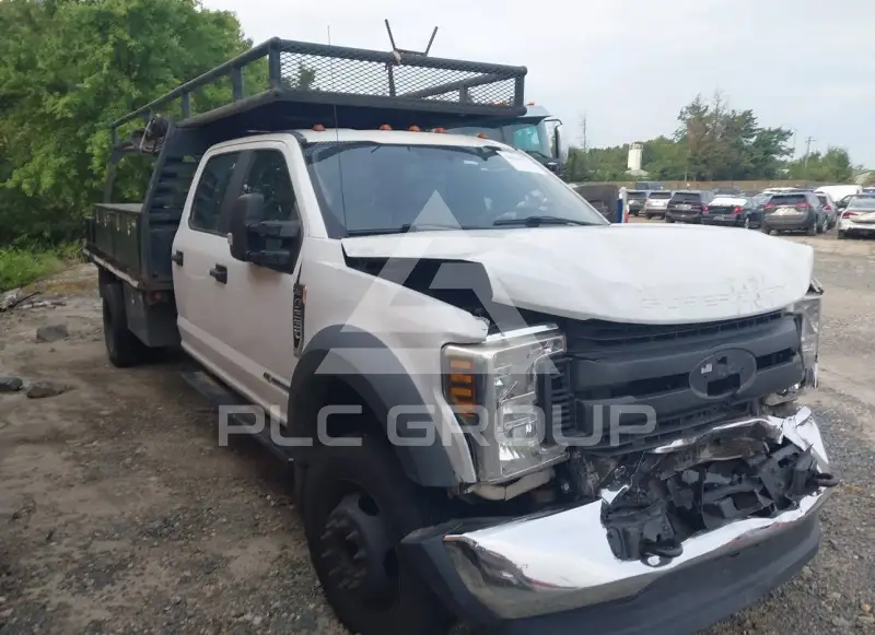 2019 Ford F-550 photo