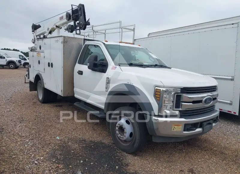 2019 Ford F-550 фото