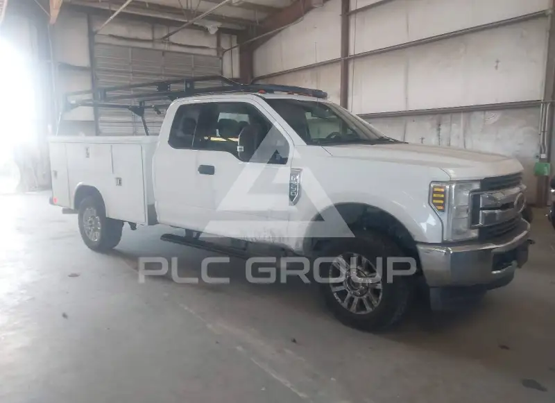 2019 Ford F-350 photo