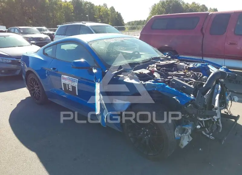2019 Ford MUSTANG фото