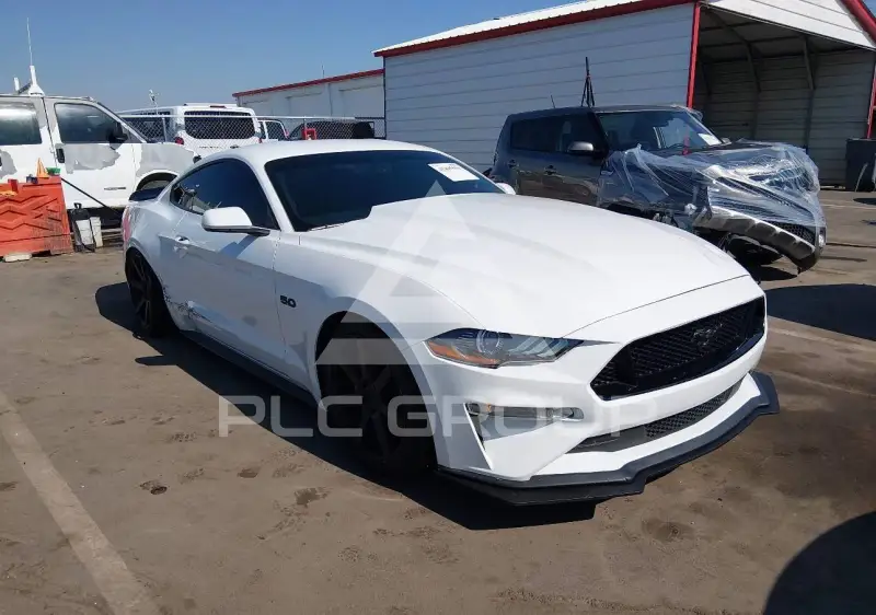 2019 Ford MUSTANG фото