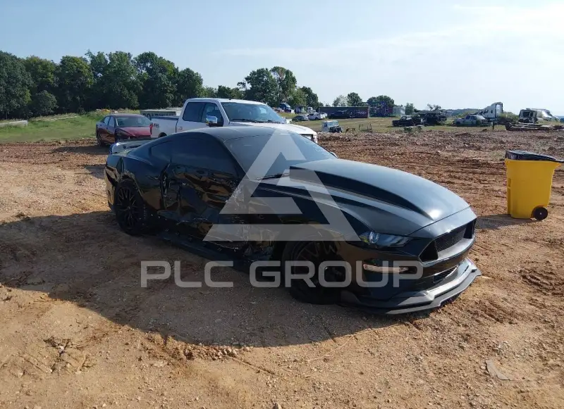 2019 Ford MUSTANG photo