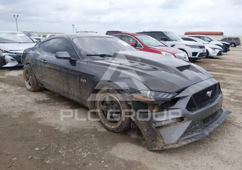 2019 Ford MUSTANG photo