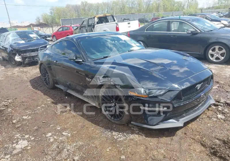 2019 Ford MUSTANG фото