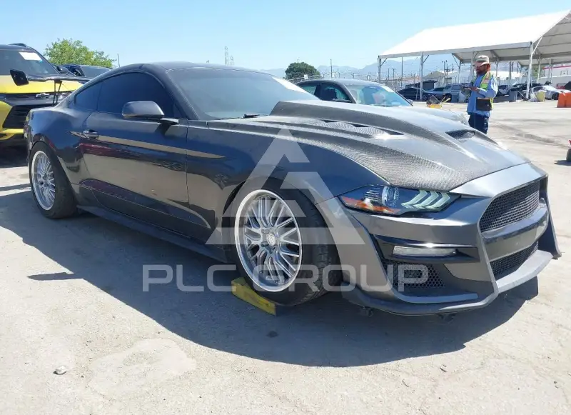 2019 Ford MUSTANG фото