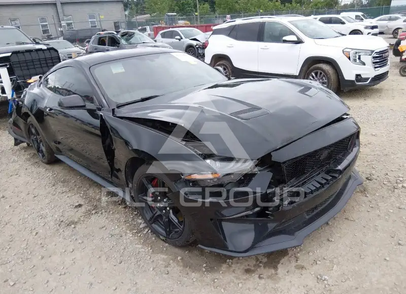 2019 Ford MUSTANG фото