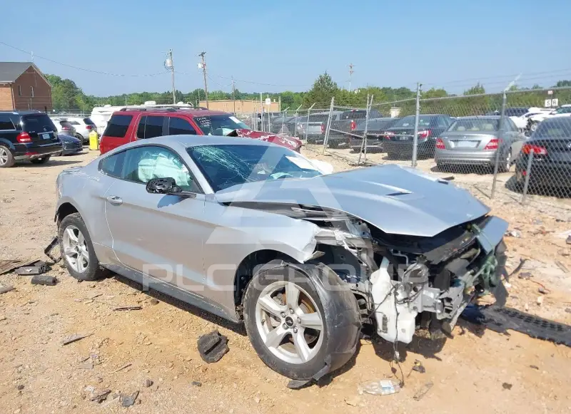 2019 Ford MUSTANG фото