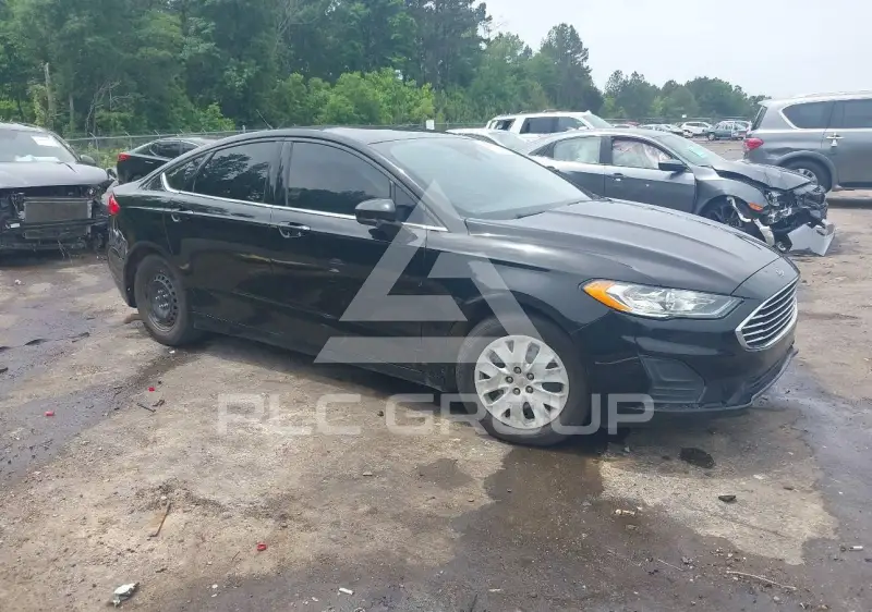 2019 Ford FUSION фото
