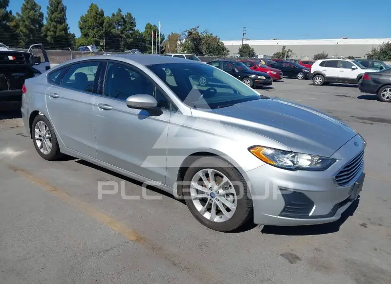 2019 Ford FUSION фото