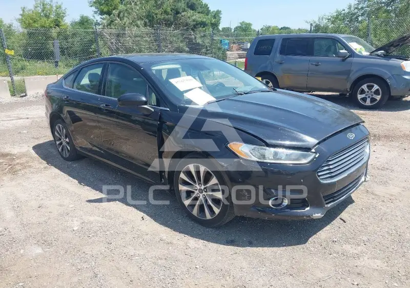 2019 Ford FUSION photo