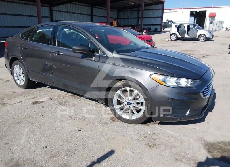 2019 Ford FUSION фото