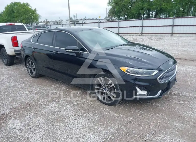 2019 Ford FUSION фото