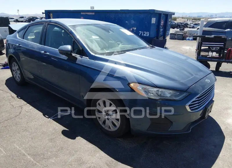 2019 Ford FUSION фото