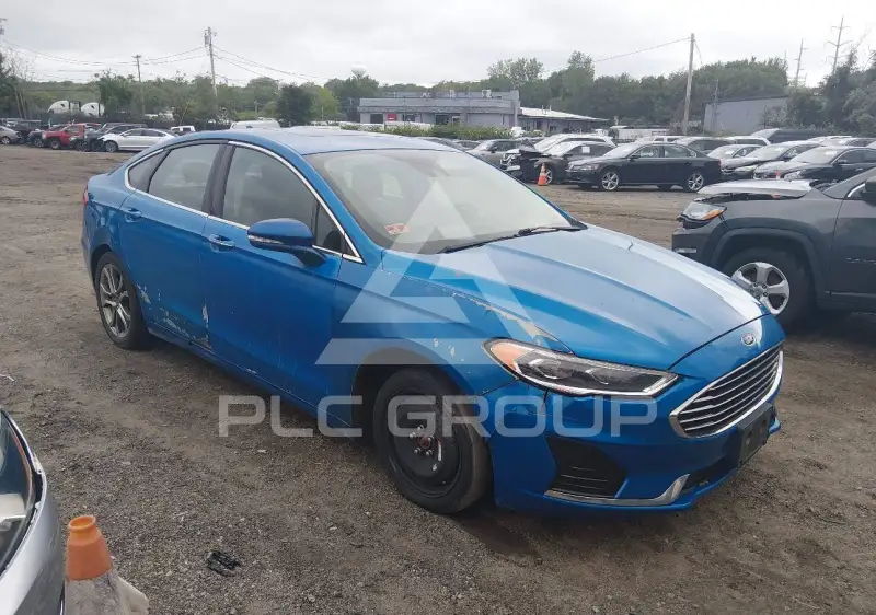 2019 Ford FUSION фото