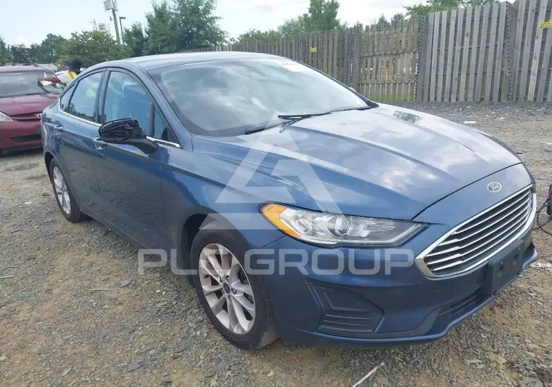 2019 Ford FUSION photo