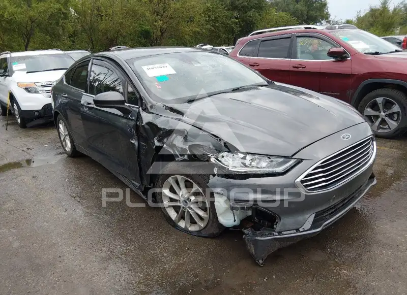 2019 Ford FUSION фото