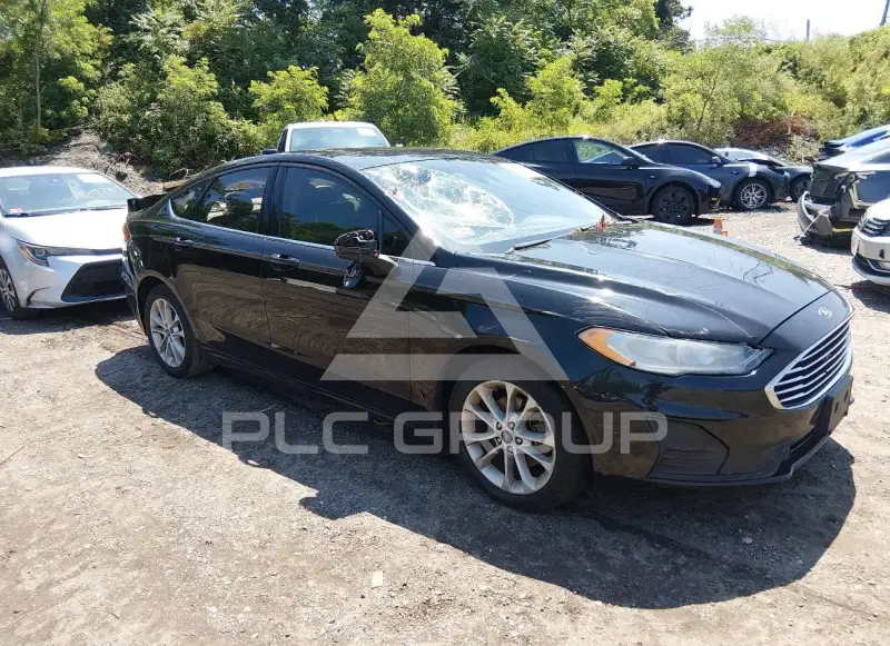2019 Ford FUSION фото