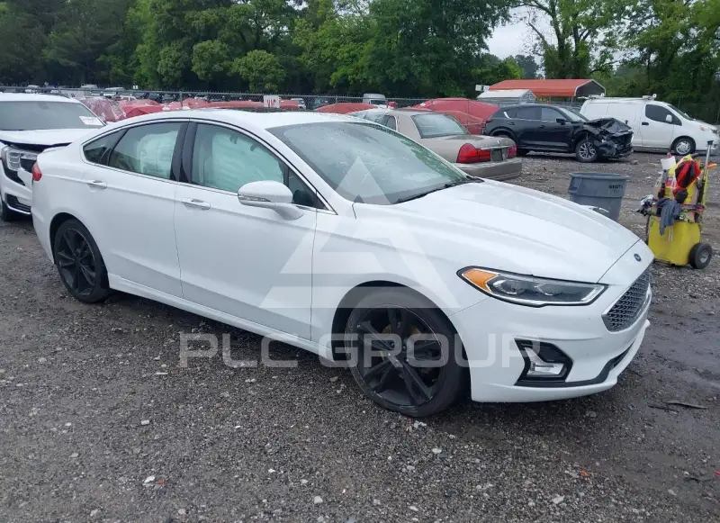 2019 Ford FUSION фото
